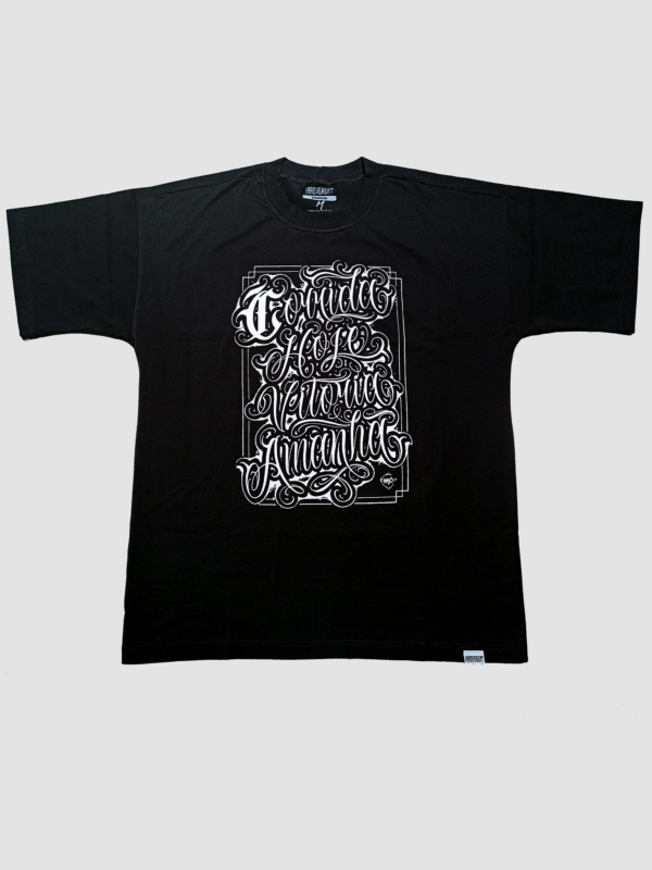 Camiseta Oversized Corre - Preta