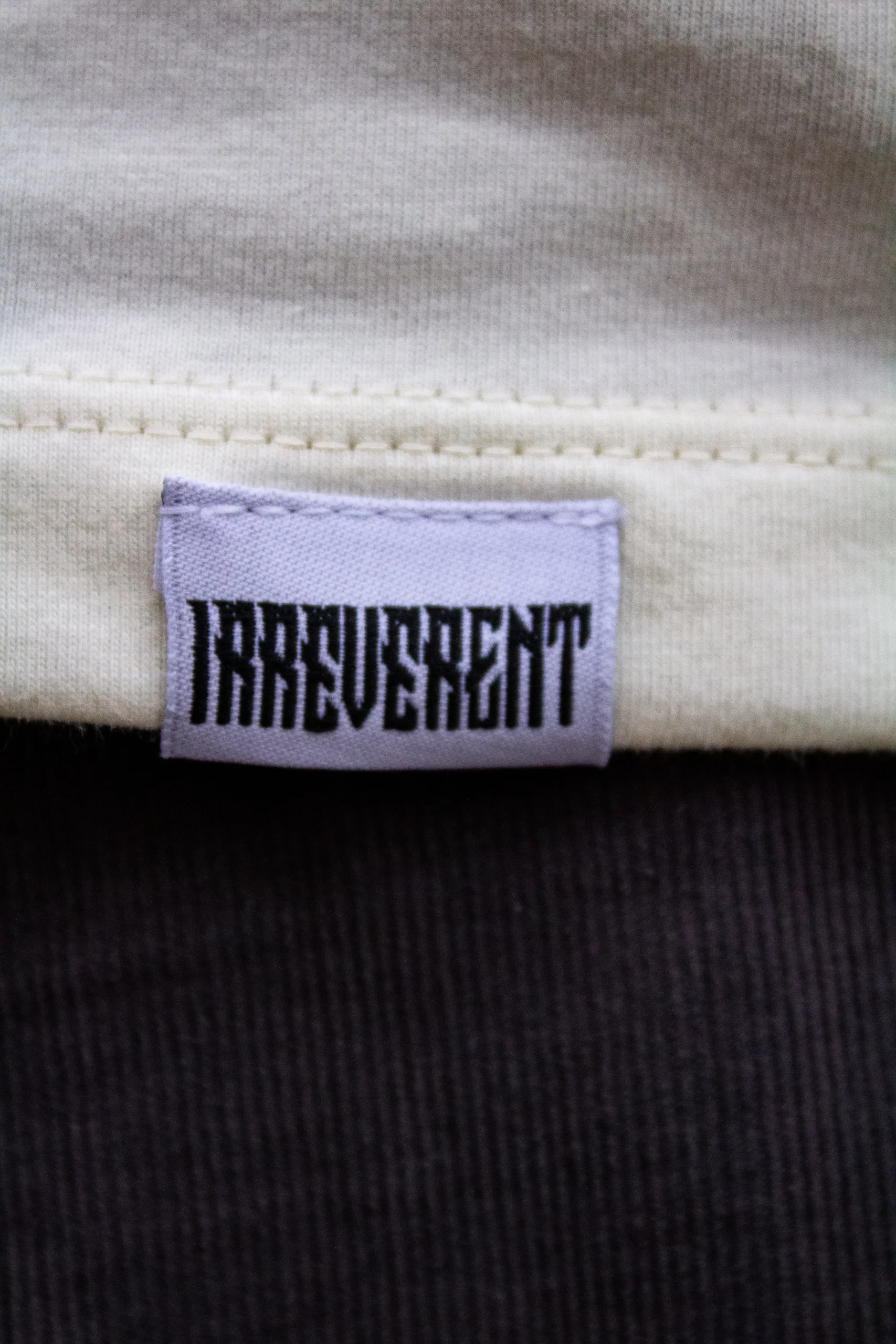 Camiseta Oversized Caxemira - Off white - Imagem 6